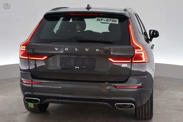 Volvo XC60 10