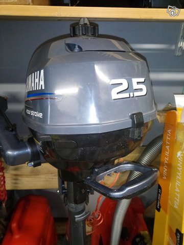 Yamaha F 2,5 HP 3