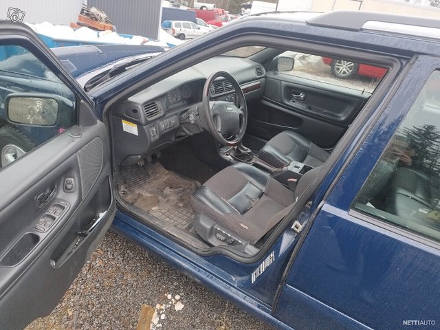 Volvo V70 6