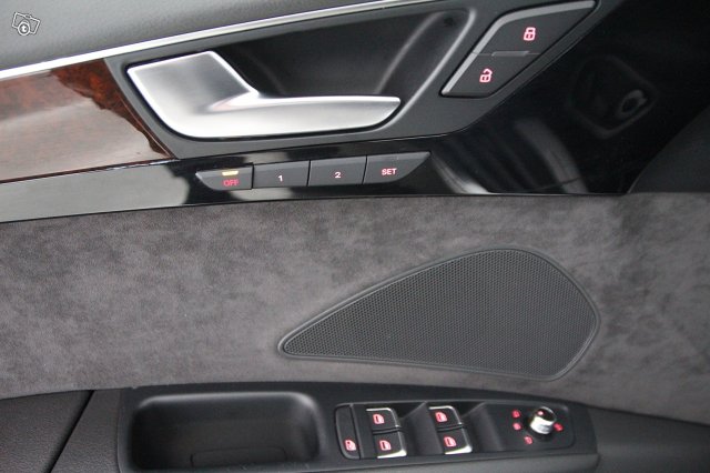 Audi A8 16