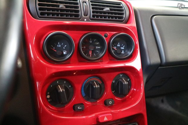 Alfa Romeo GTV 11