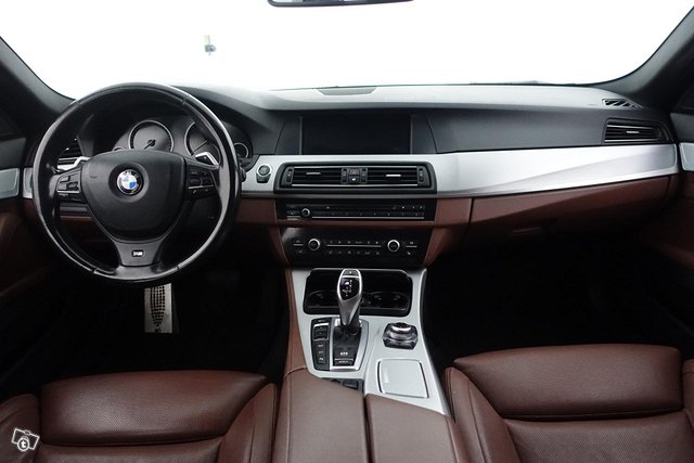 BMW M550d 5