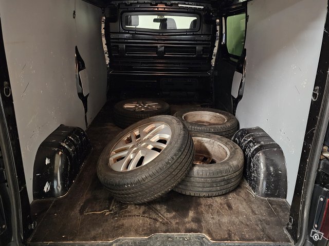 Renault Trafic 6