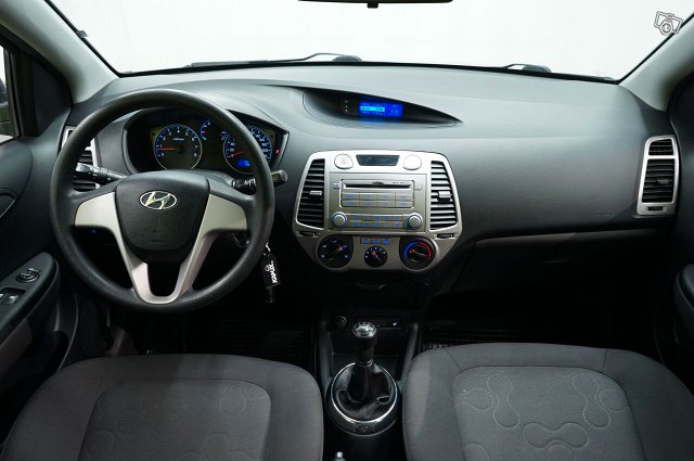 Hyundai I20 11