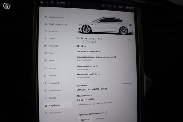 Tesla Model S 16