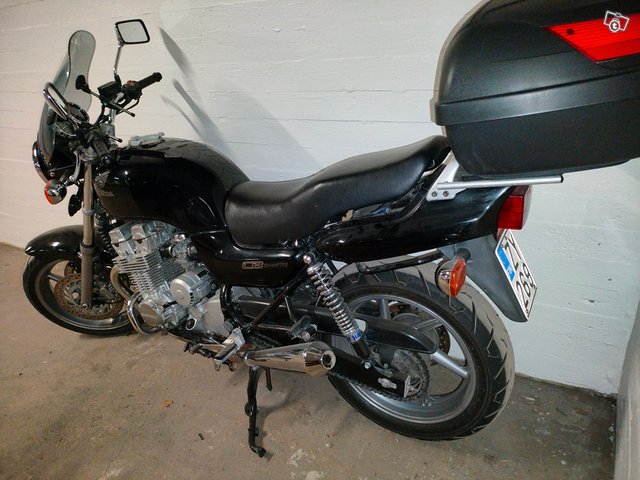 Museoajoneuvo Honda CB750 sevenfifty museopyörä 5