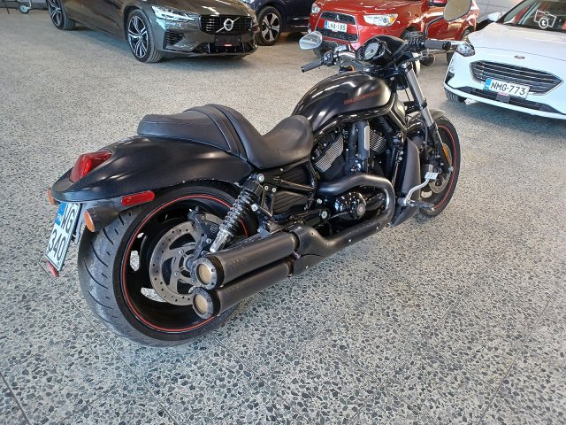 Harley-Davidson VRSCDX 4