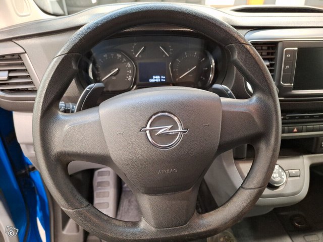 Opel Vivaro 9