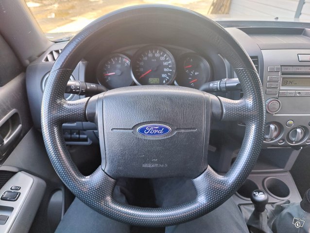 Ford Ranger 16