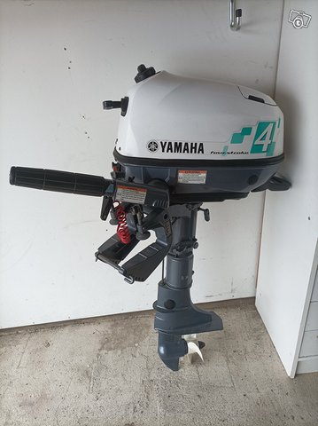Yamaha f4 perämoottori, kuva 1