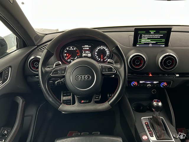 Audi RS3 23