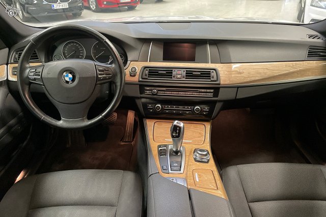 BMW 518 8