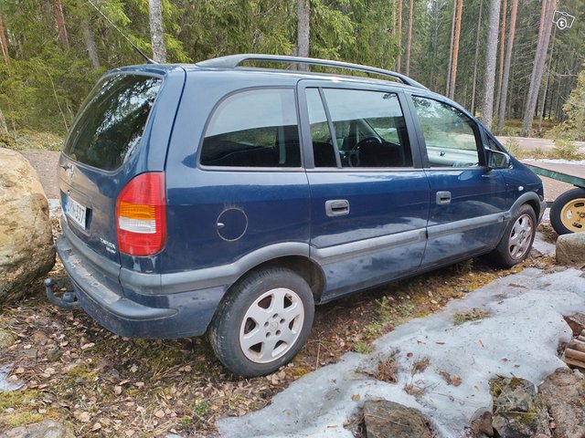 Opel Zafira 2