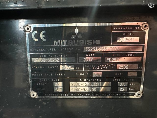 Mitsubishi FD25N 12