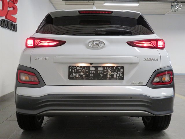 Hyundai Kona 5