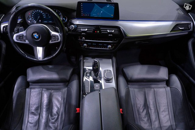 BMW 530 12