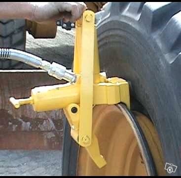 Hydraulinen palteenpainaja jalkapumpulla 2