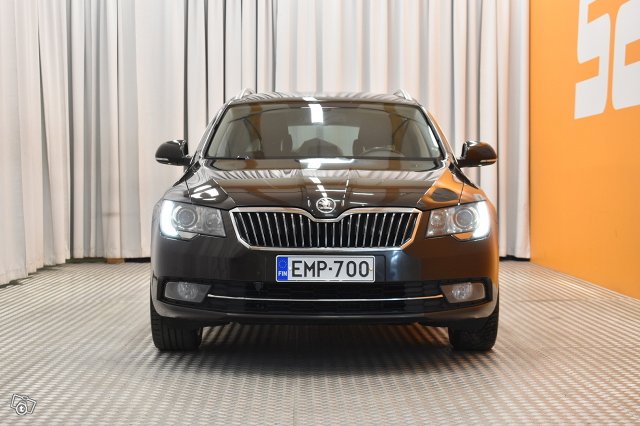 Skoda Superb 2