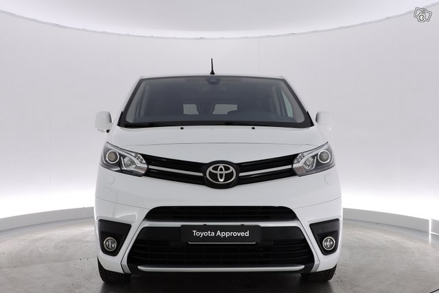 Toyota Proace Verso 2