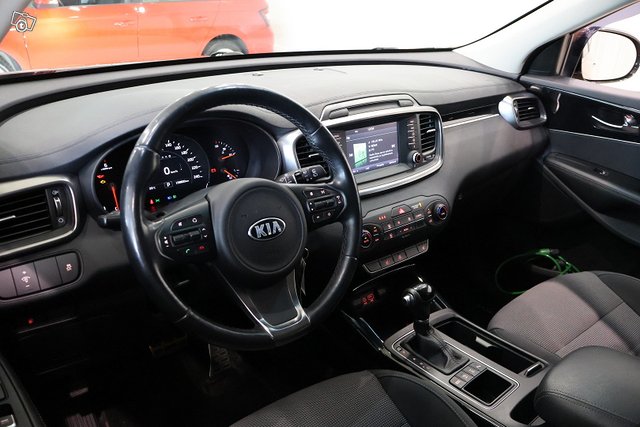 Kia Sorento 11