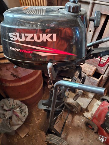 Suzuki df5 perämoottori 1