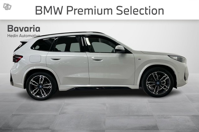 BMW IX1 6