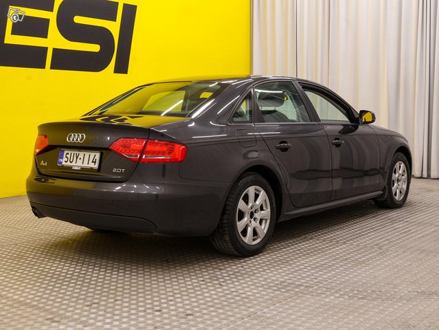 Audi A4 2