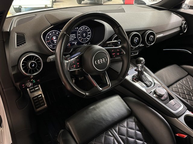 Audi TT 11