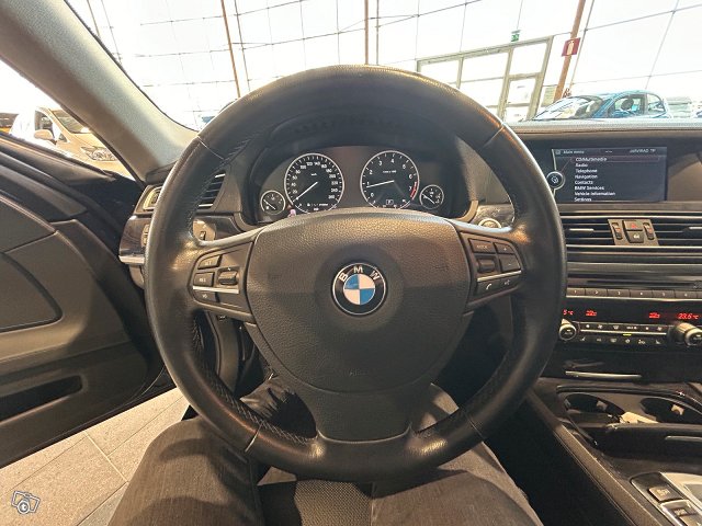BMW 750 12