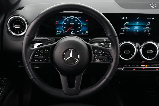 Mercedes-Benz GLB 15