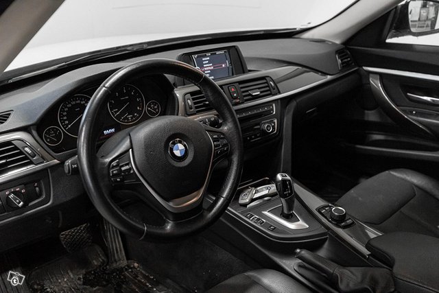 BMW 318 Gran Turismo 6