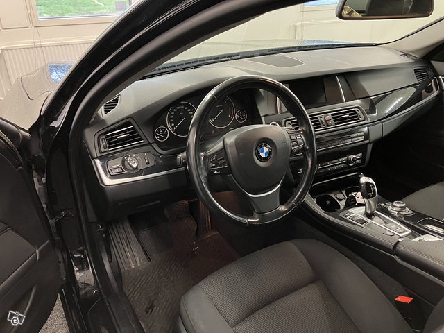 BMW 518d 11