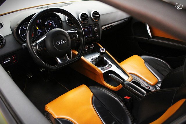 Audi TTS 18