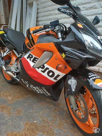 Honda CB600F Sport Repsol 2