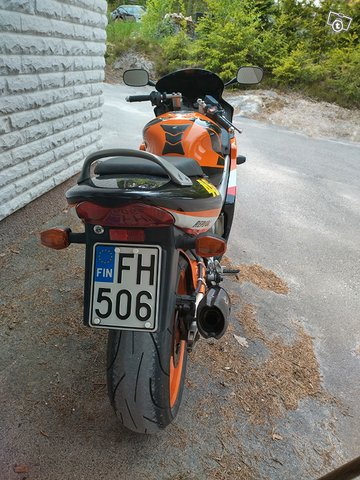 Honda CB600F Sport Repsol 6