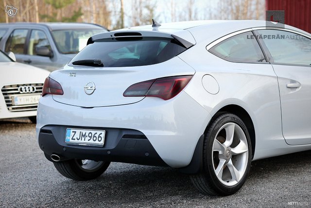 Opel Astra 7