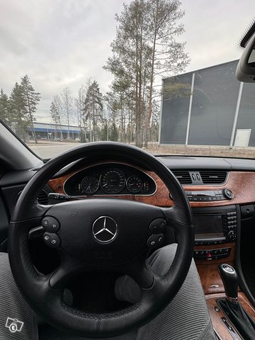 Mercedes-Benz CLS 350 9