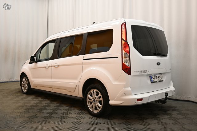 Ford TOURNEO CONNECT 5
