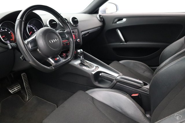 Audi TT 9