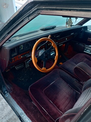 Chevrolet Caprice 6