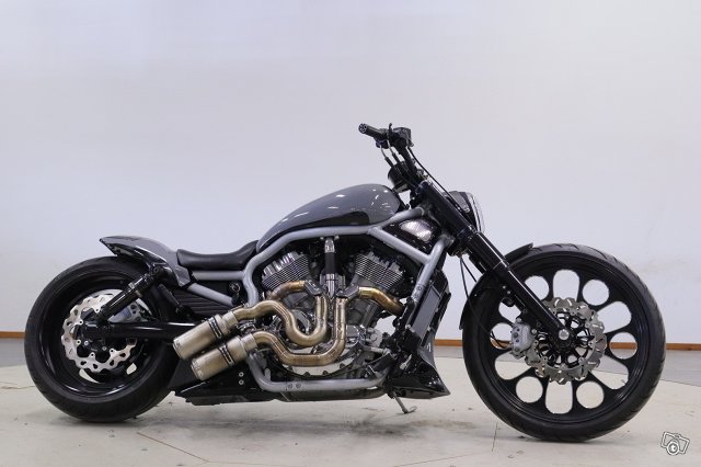 Harley-Davidson VRSCA V-ROD 2