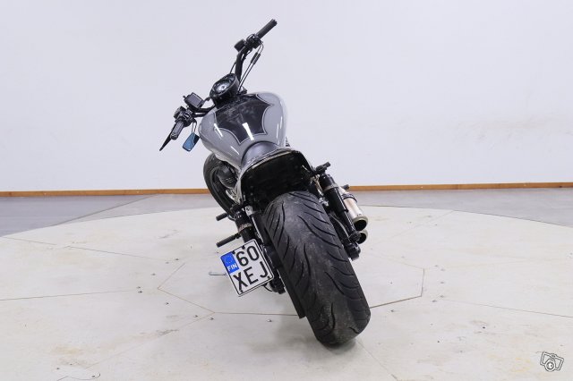 Harley-Davidson VRSCA V-ROD 7