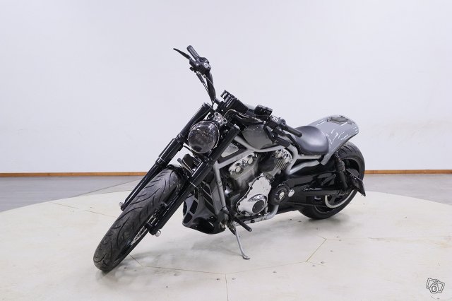 Harley-Davidson VRSCA V-ROD 10