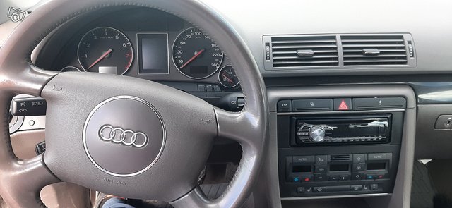 Audi A4 3