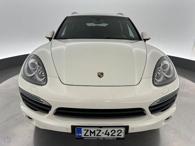 Porsche Cayenne 5