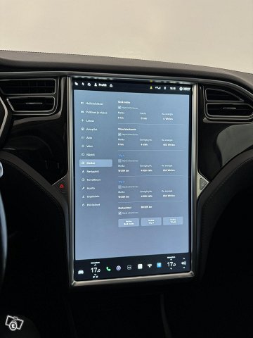 Tesla Model S 20