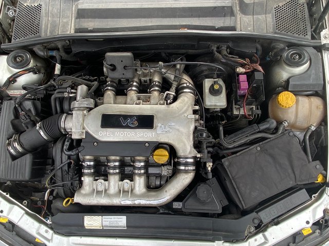 Opel Vectra 14