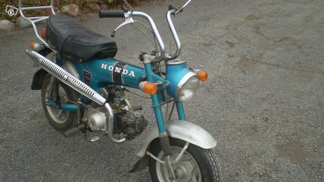 Honda Dax 3