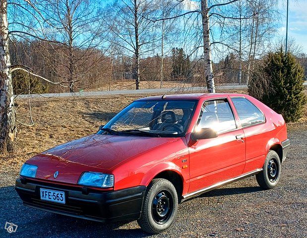 Renault 19, kuva 1