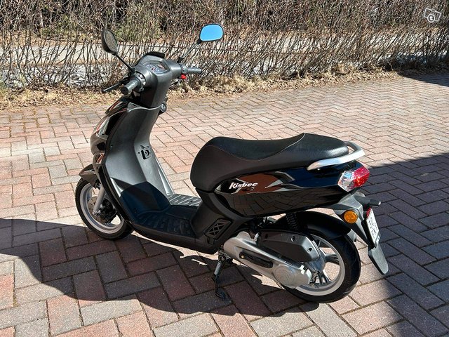 Peugeot Kisbee skootteri 2